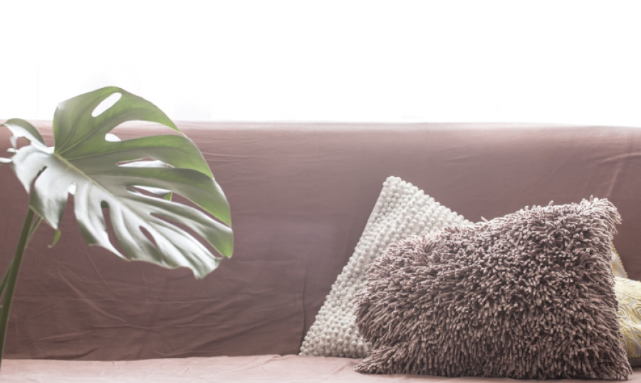 Poszewki na poduszki i zasłony zaciemniające - nowoczesne tekstylia dla każdego domu